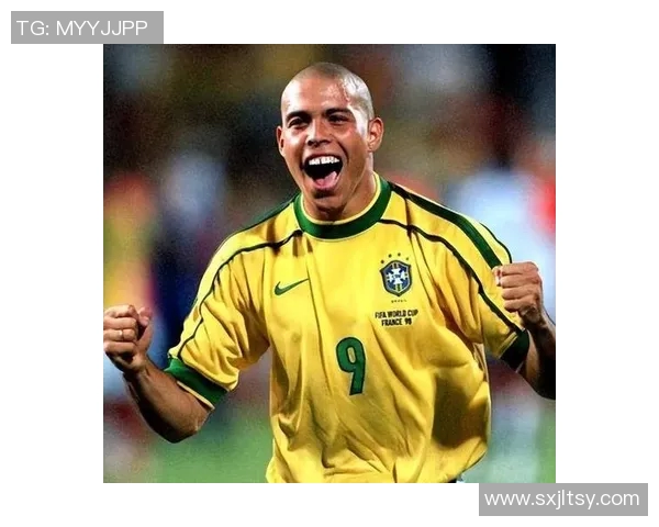 足球明星的辉煌岁月与老年生活的真实写照