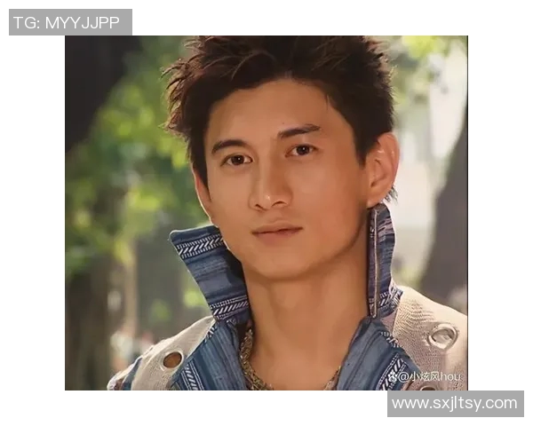 长得像吴奇隆的足球明星究竟是谁他在球场上的表现如何 长得像吴奇隆的足球明星究竟是谁他在球场上的表现如何